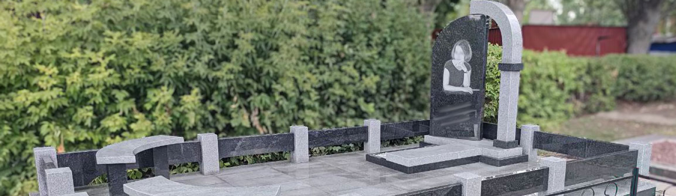 Мемориальный комплекс: особенности конструкции, назначение и отличие от классического памятника