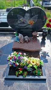 Детский памятник: символ любви, который не угаснет